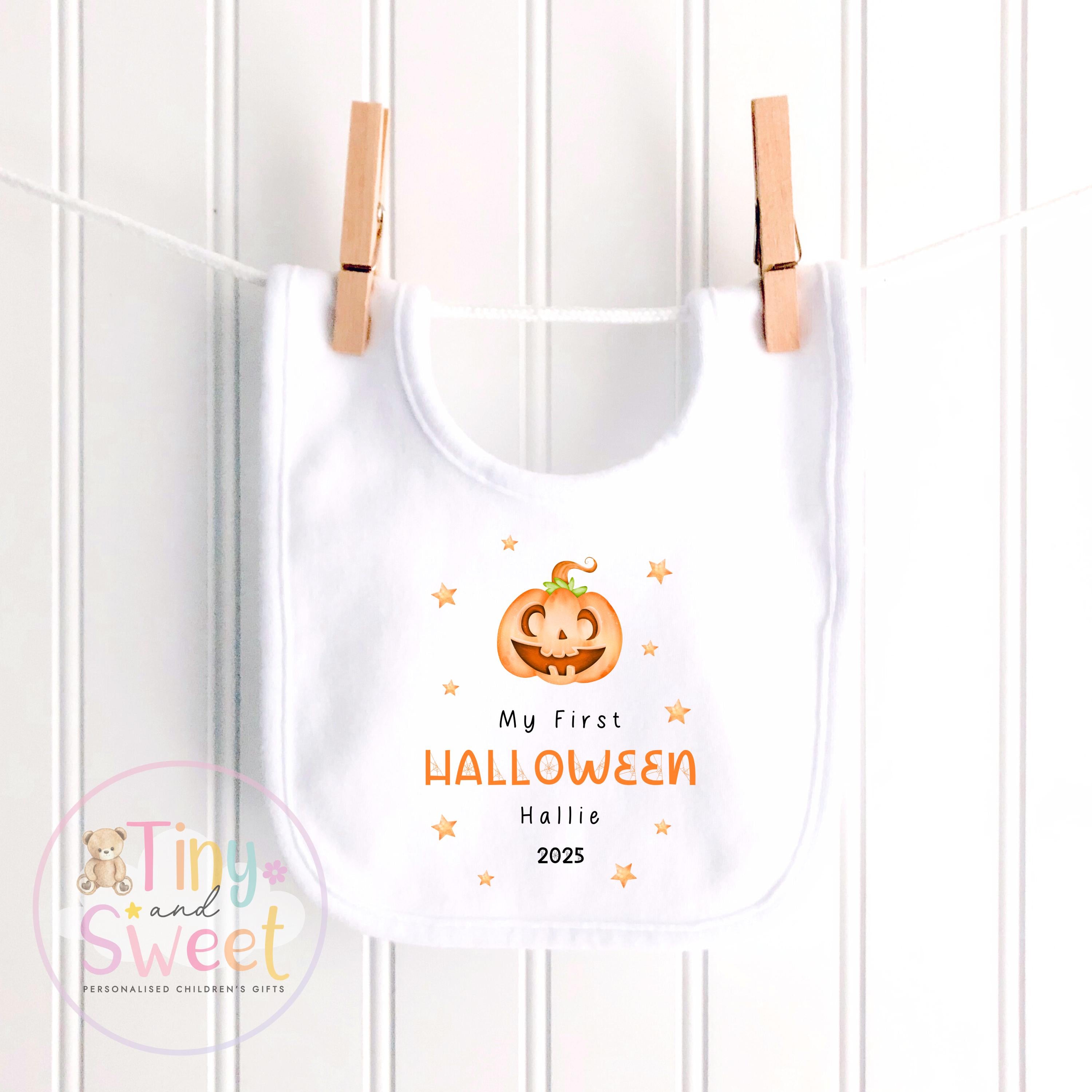 Babies First Halloween T Shirt, Baby 1st Halloween Gift Idea, 1st Halloween Babygrow, Halloween Outfit for baby, Halloween costume