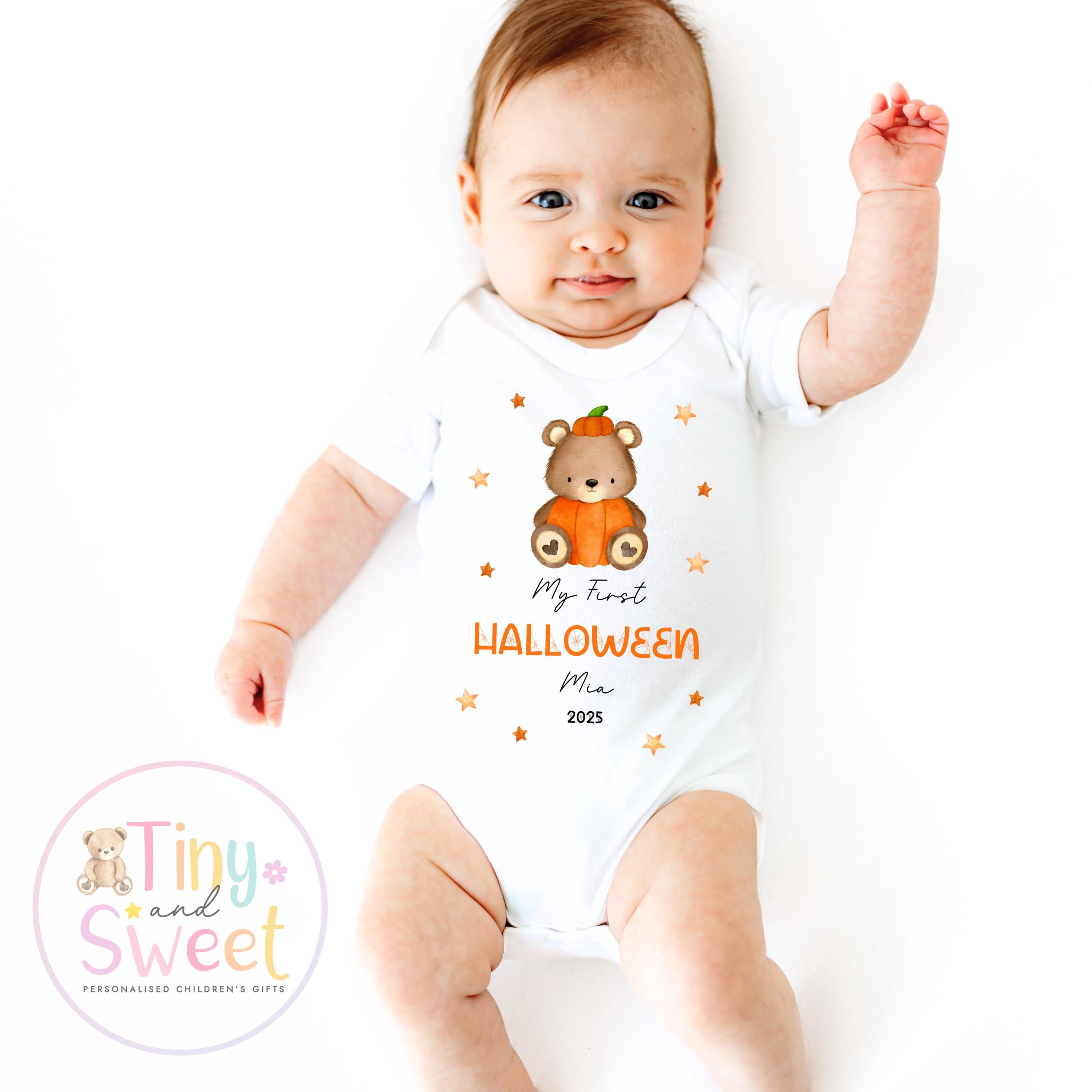 First Halloween T Shirt, Baby 1st Halloween Gift Idea, 1st Halloween Babygrow, Halloween Outfit for baby, Halloween costume