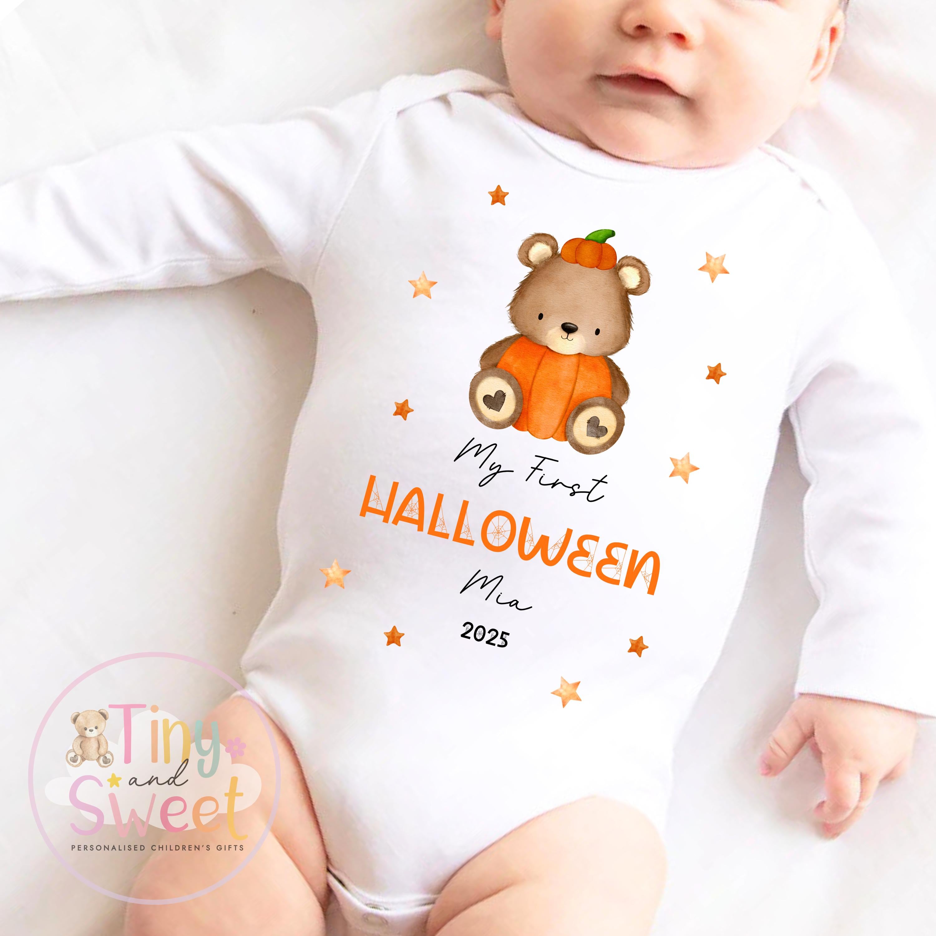 First Halloween T Shirt, Baby 1st Halloween Gift Idea, 1st Halloween Babygrow, Halloween Outfit for baby, Halloween costume