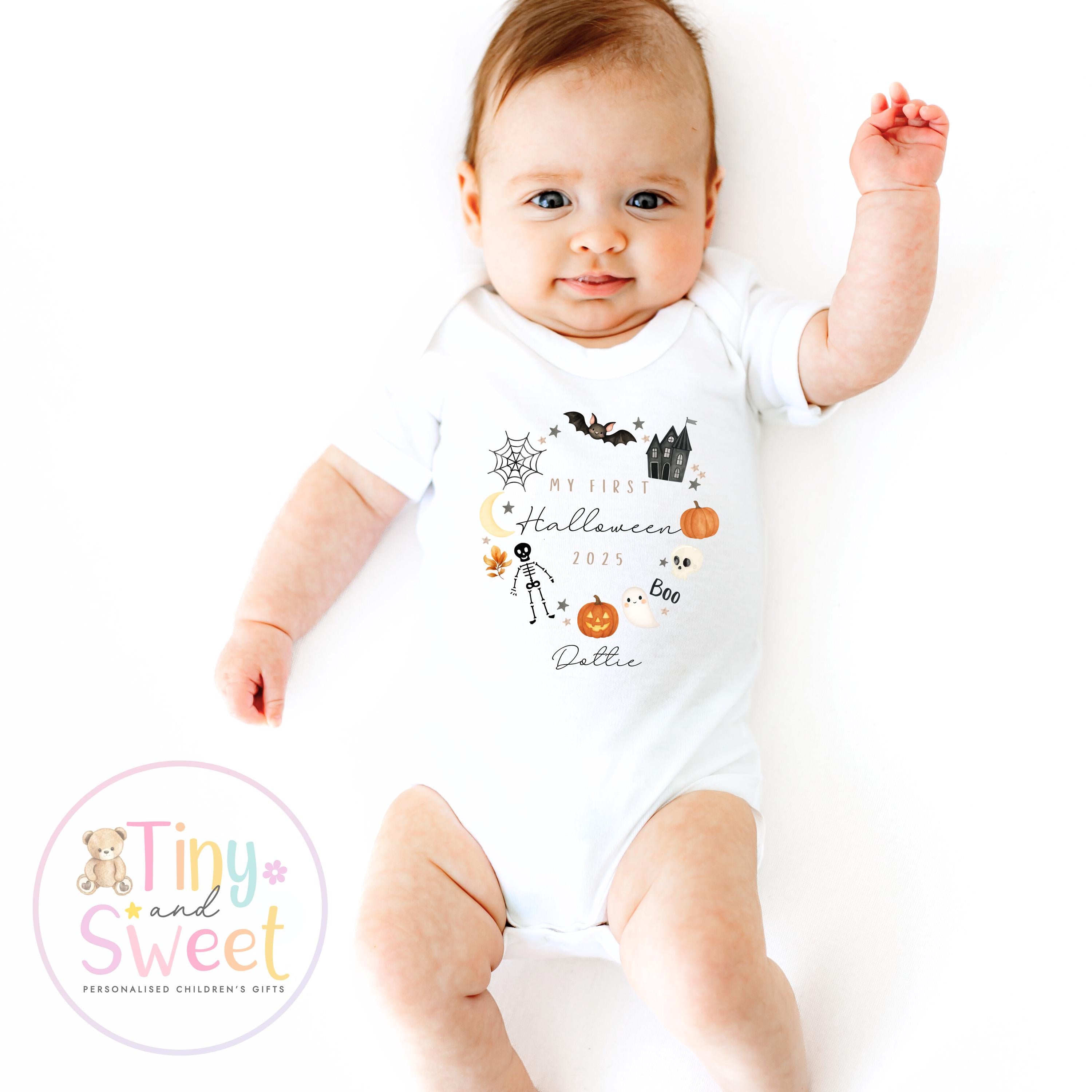 First Halloween Sleepsuit, Baby 1st Halloween Gift Idea, 1st Halloween Babygrow, Halloween Outfit for baby, Halloween costume