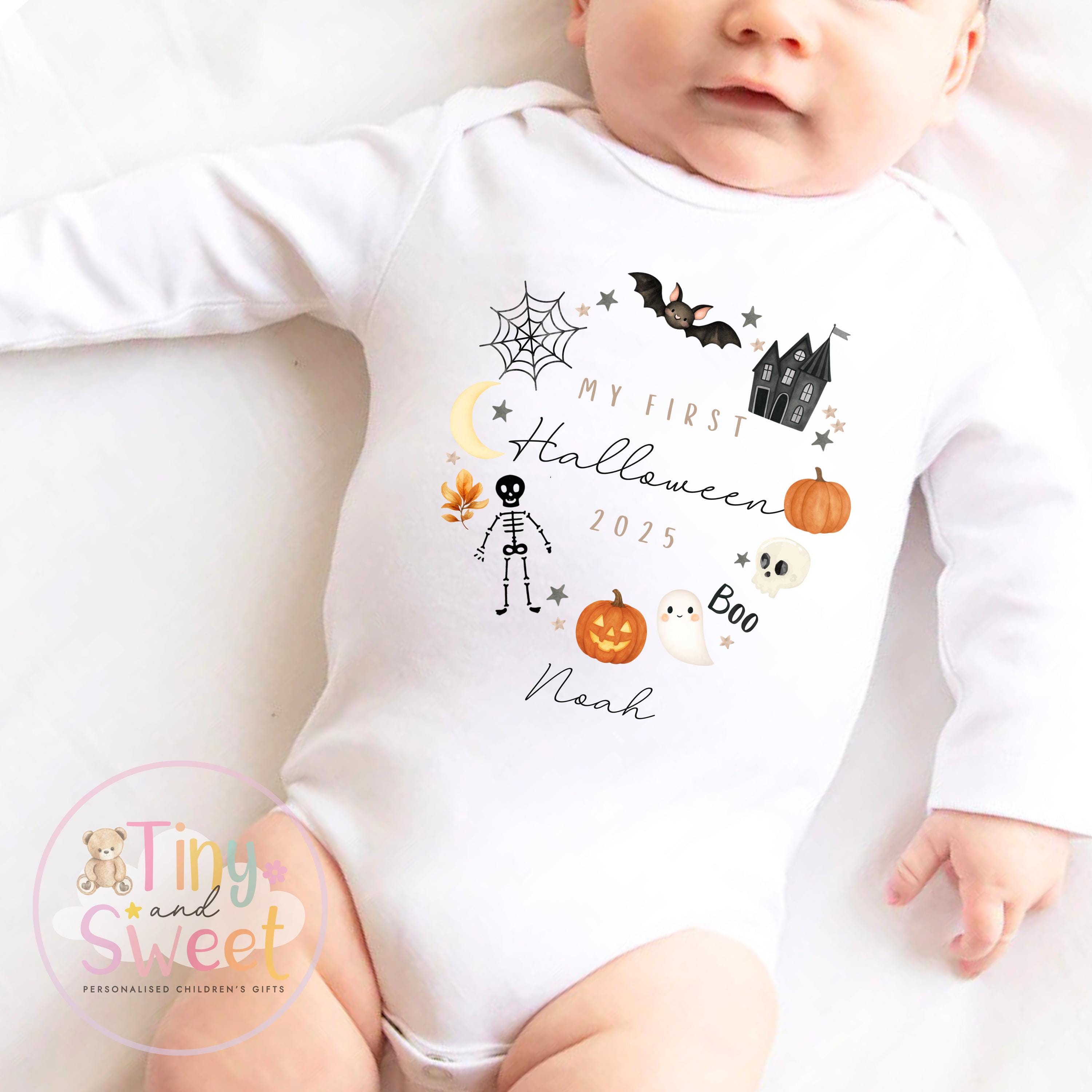 First Halloween T Shirt, Baby 1st Halloween Gift Idea, 1st Halloween Babygrow, Halloween Outfit for baby, Halloween costume