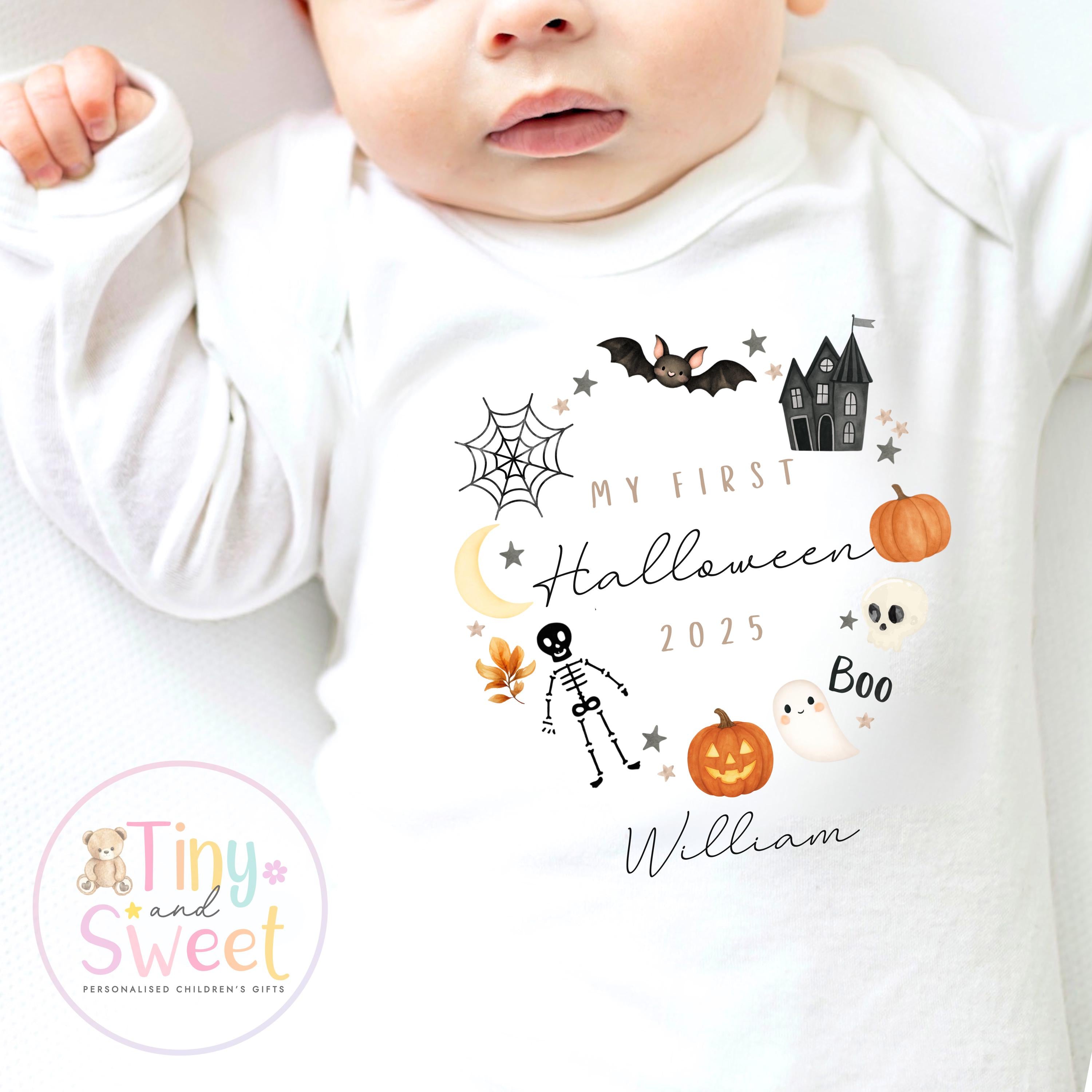 First Halloween T Shirt, Baby 1st Halloween Gift Idea, 1st Halloween Babygrow, Halloween Outfit for baby, Halloween costume