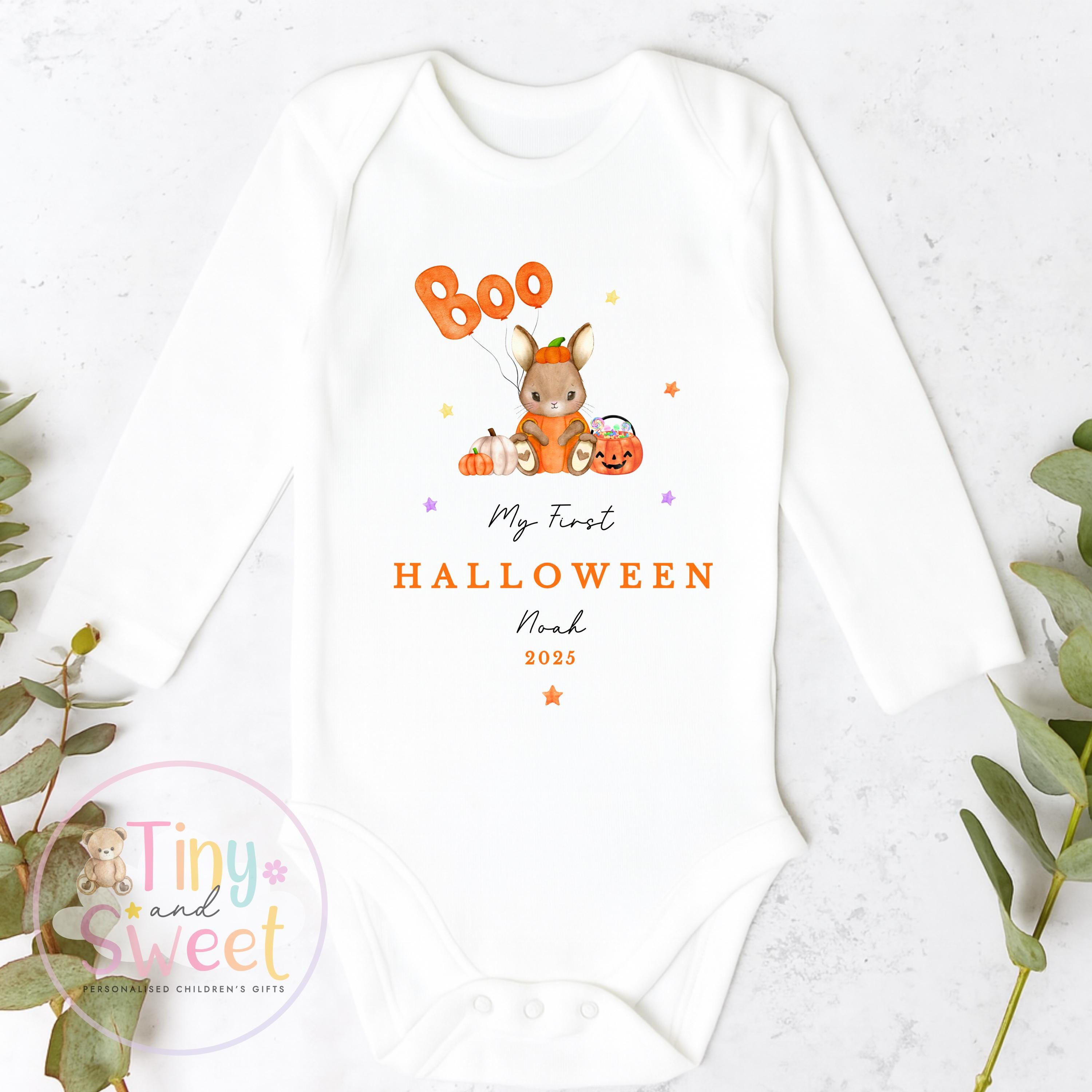First Halloween T Shirt, Baby 1st Halloween Gift Idea, 1st Halloween Babygrow, Halloween Outfit for baby, Halloween costume