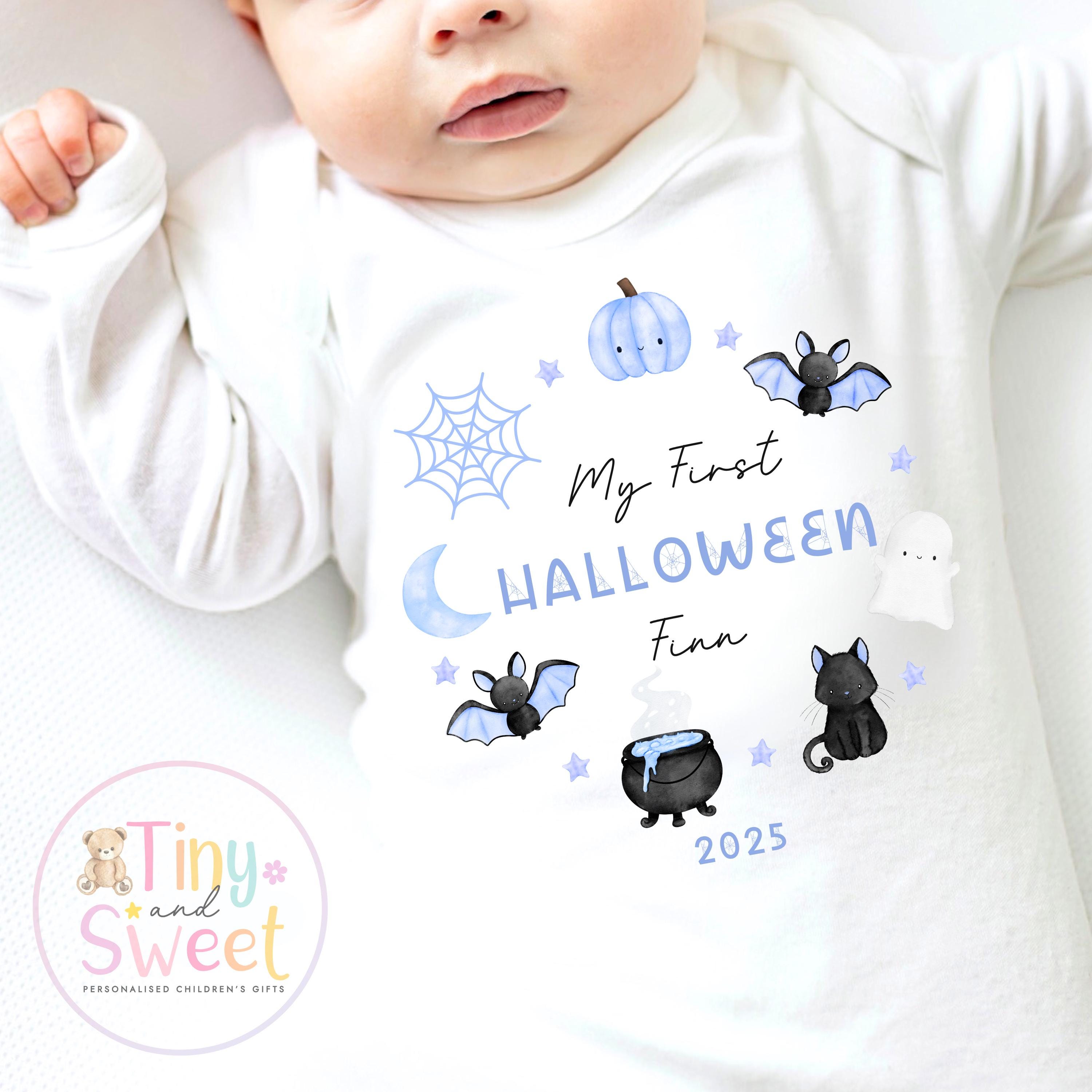 Personalised My First Halloween Sleepsuit – First Halloween –Baby’s 1st Halloween Outfit with Name – Custom Baby Grow – Halloween Baby Gift