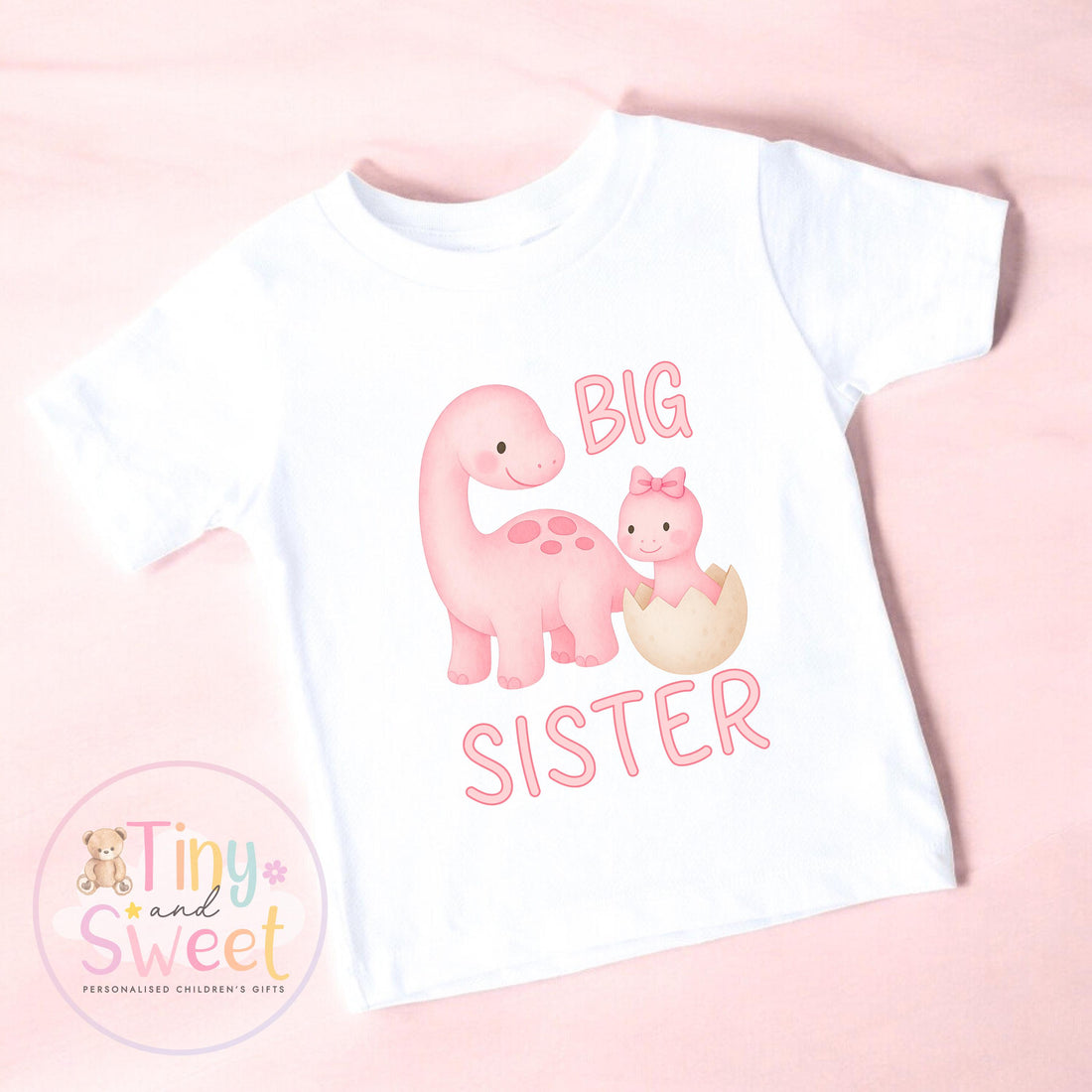 Adorable Dinosaur Big Sister T-Shirt: Cute Pregnancy Announcement Gift for Siblings Welcoming New Baby