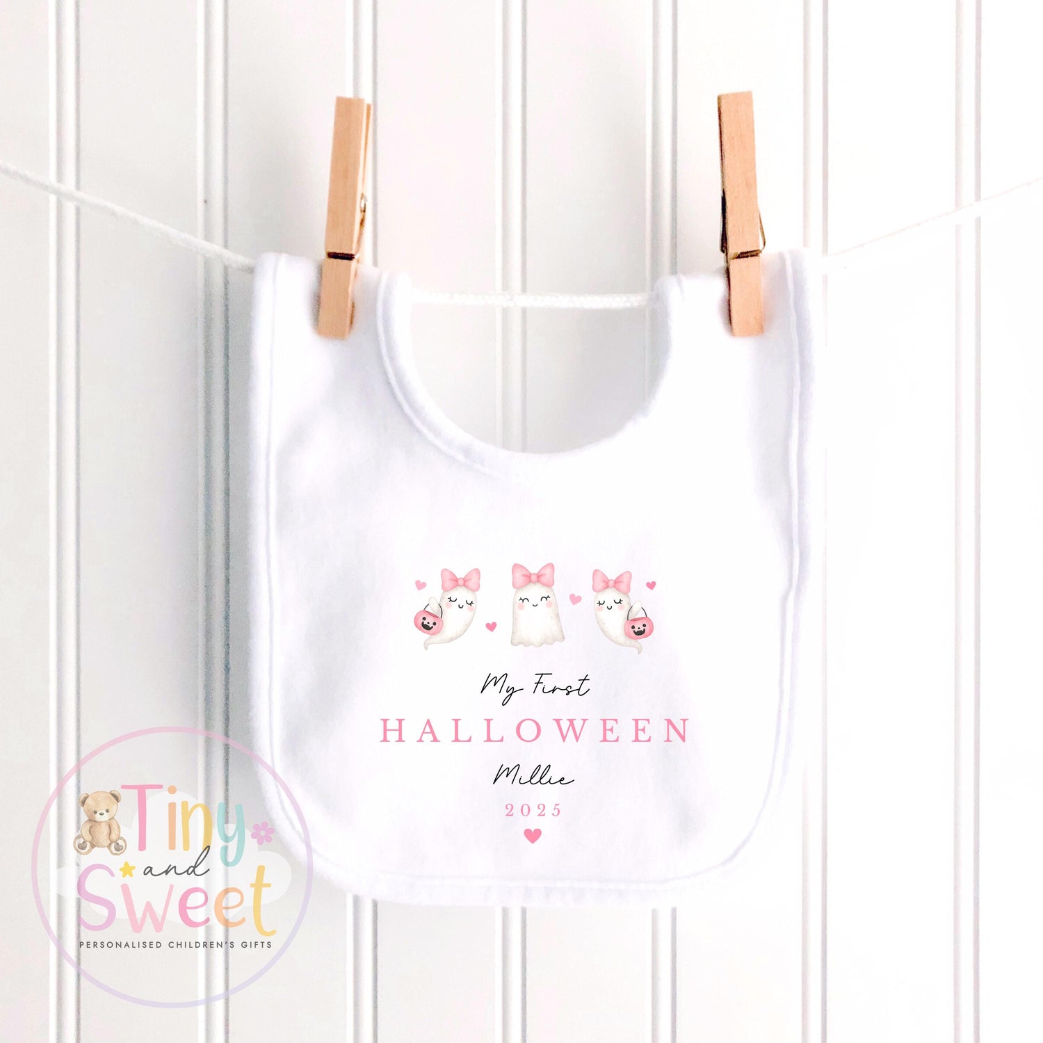 Personalised My First Halloween Sleepsuit – First Halloween –Baby’s 1st Halloween Outfit with Name – Custom Baby Grow – Halloween Baby Gift