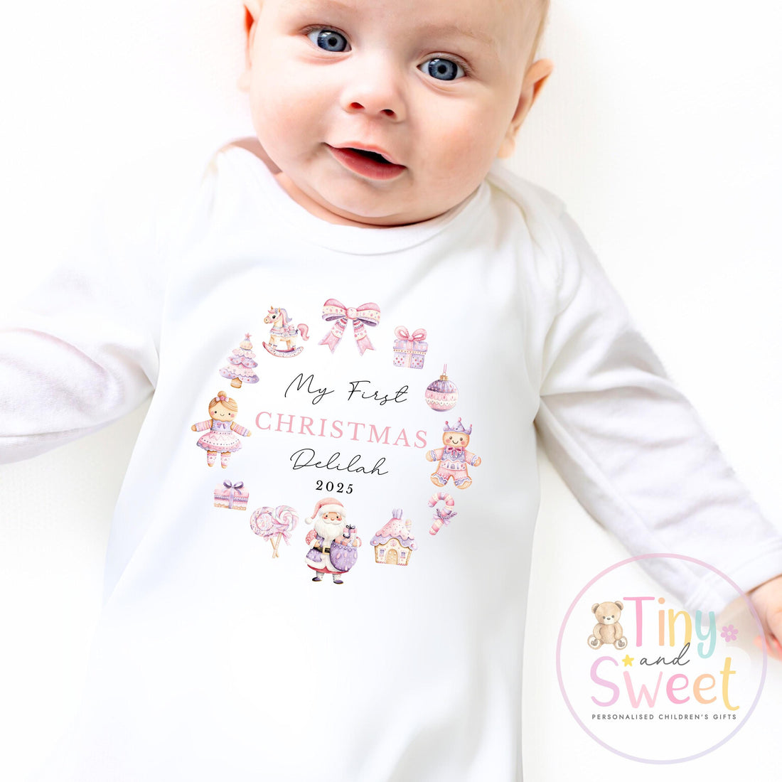 Personalised Girls First Christmas Wreath Sleepsuit, Babies 1st Xmas Gift Idea, Pyjamas, 1st Xmas Babygrow, Christmas Outfit for baby