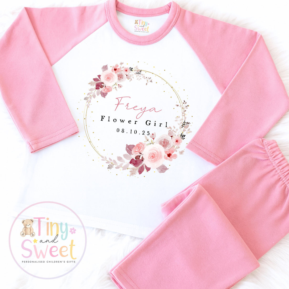 Flower Girl Personalised Pyjamas, Flower Girl Gift, White and pink Flower girl pjs, Personalised flower girl pjs, Kids Wedding Pyjamas