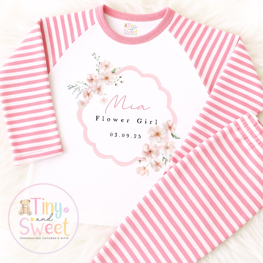 Flower Girl Personalised Pyjamas, Flower Girl Gift, White and pink Flower girl pjs, Personalised flower girl pjs, Kids Wedding Pyjamas