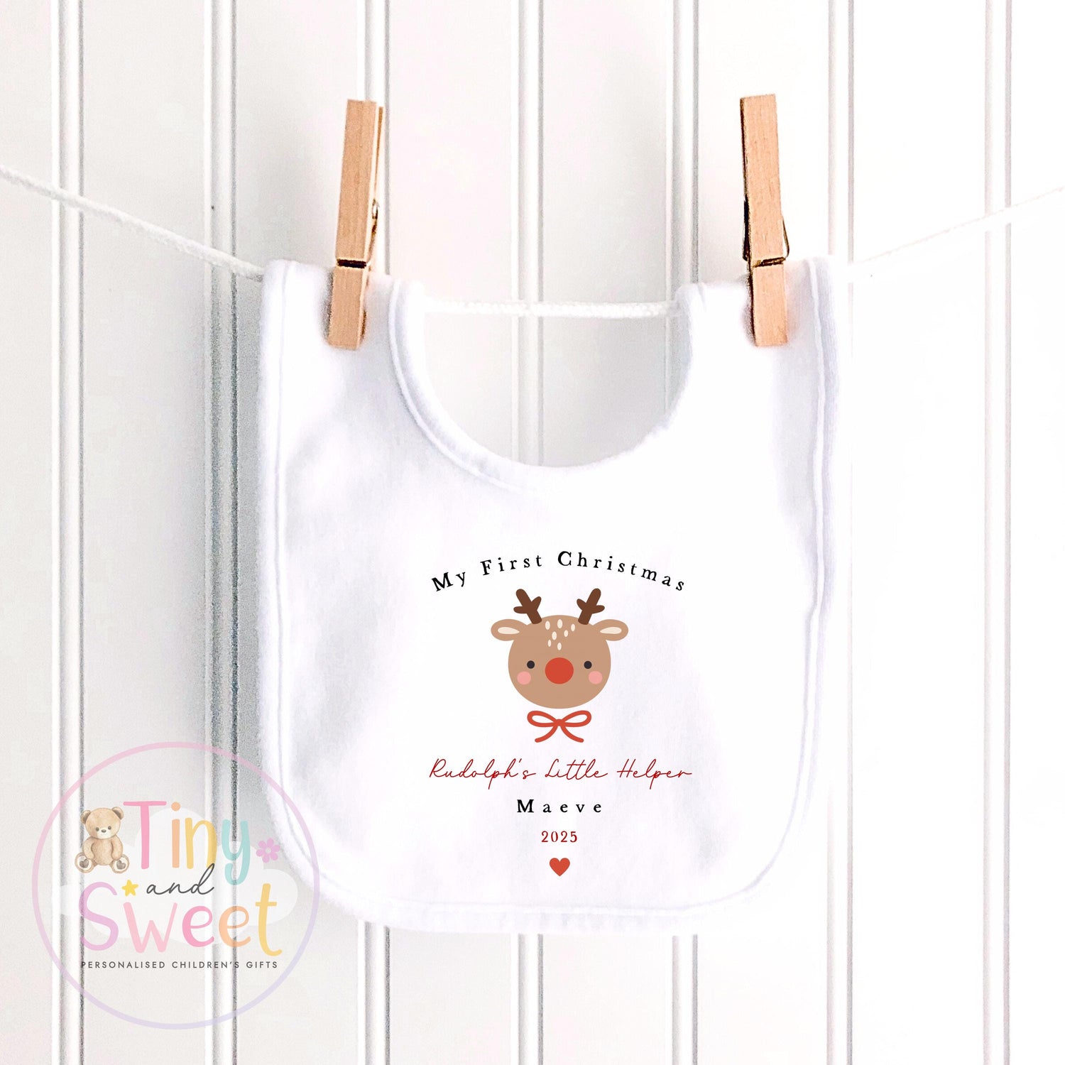 My First Christmas Cute Reindeer Sleepsuit: Personalised Babies 1st Christmas Outfit