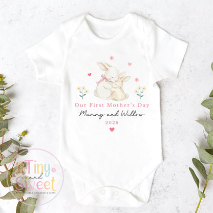 Mothers Day Sleepsuit, 1st Mothers Day as My Mummy Bunnies, New Mum Gift, Mothers Day, Sleepsuit Babygrow Bodysuit Mommy Babybgrow