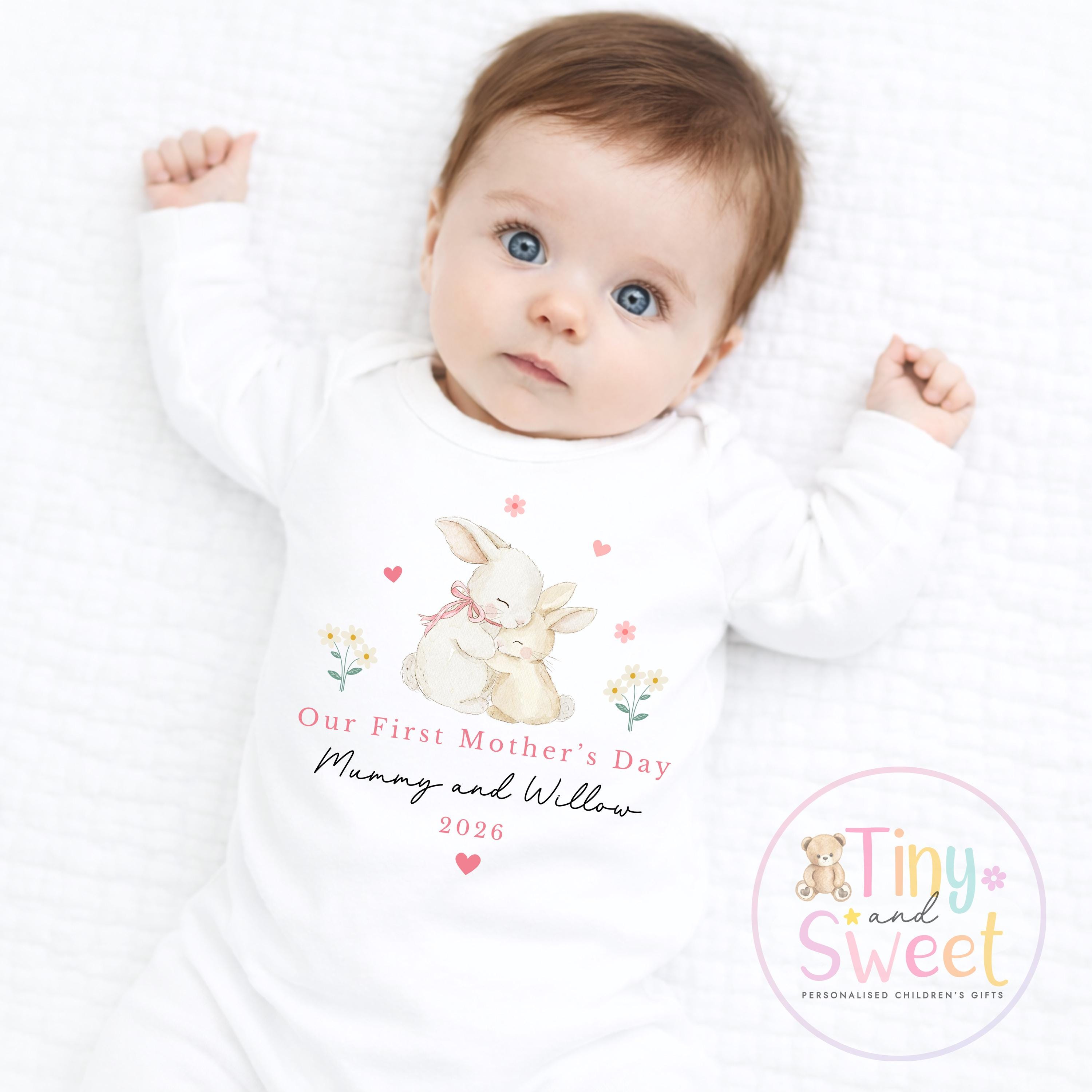 Mothers Day Sleepsuit, 1st Mothers Day as My Mummy Bunnies, New Mum Gift, Mothers Day, Sleepsuit Babygrow Bodysuit Mommy Babybgrow