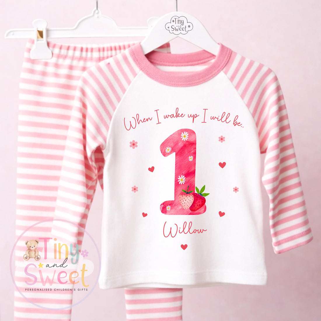 Personalised Strawberry Birthday Outfit – Girls ‘When I Wake Up I’ll Be…’ – Toddler Birthday, Pretty Strawberry Theme