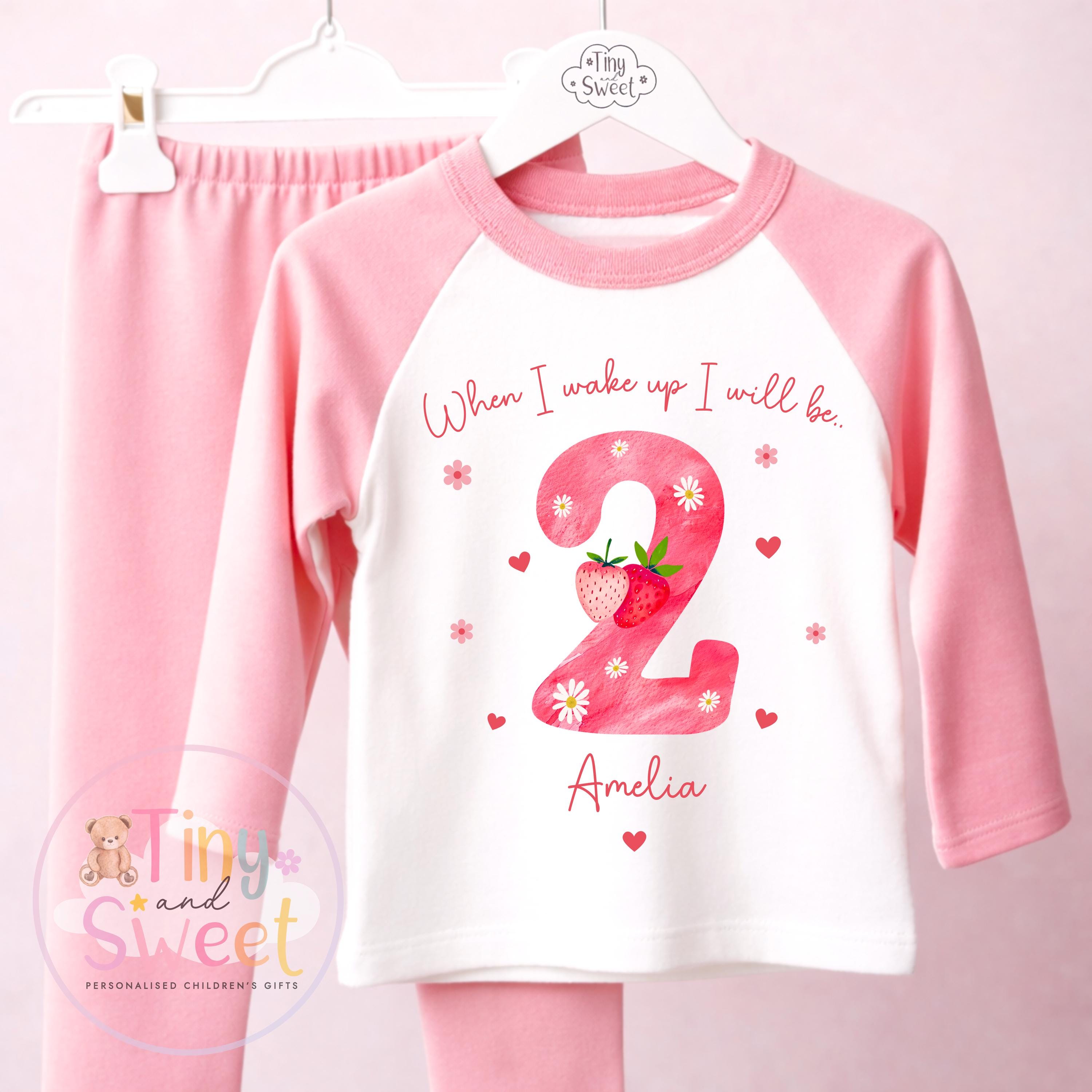 Personalised Strawberry Birthday Outfit – Girls ‘When I Wake Up I’ll Be…’ – Toddler Birthday, Pretty Strawberry Theme