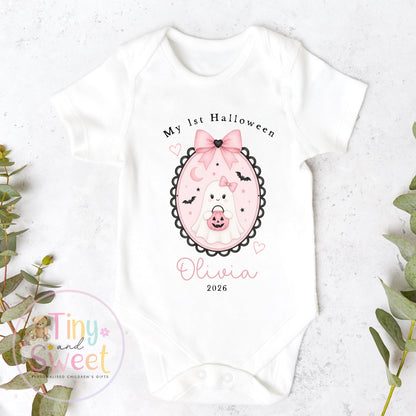 Personalised My First Halloween Sleepsuit – First Halloween –Baby’s 1st Halloween Outfit with Name – Custom Baby Grow – Halloween Baby Gift
