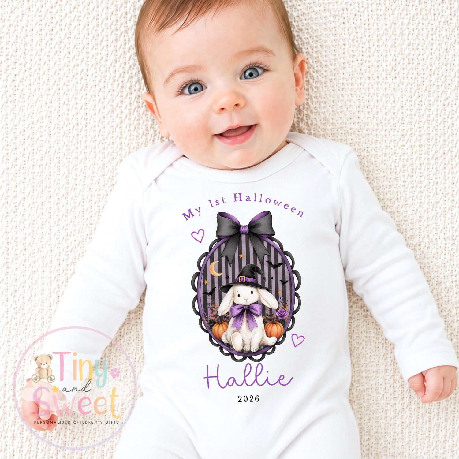 Personalised My First Halloween Sleepsuit – First Halloween –Baby’s 1st Halloween Outfit with Name – Custom Baby Grow – Halloween Baby Gift