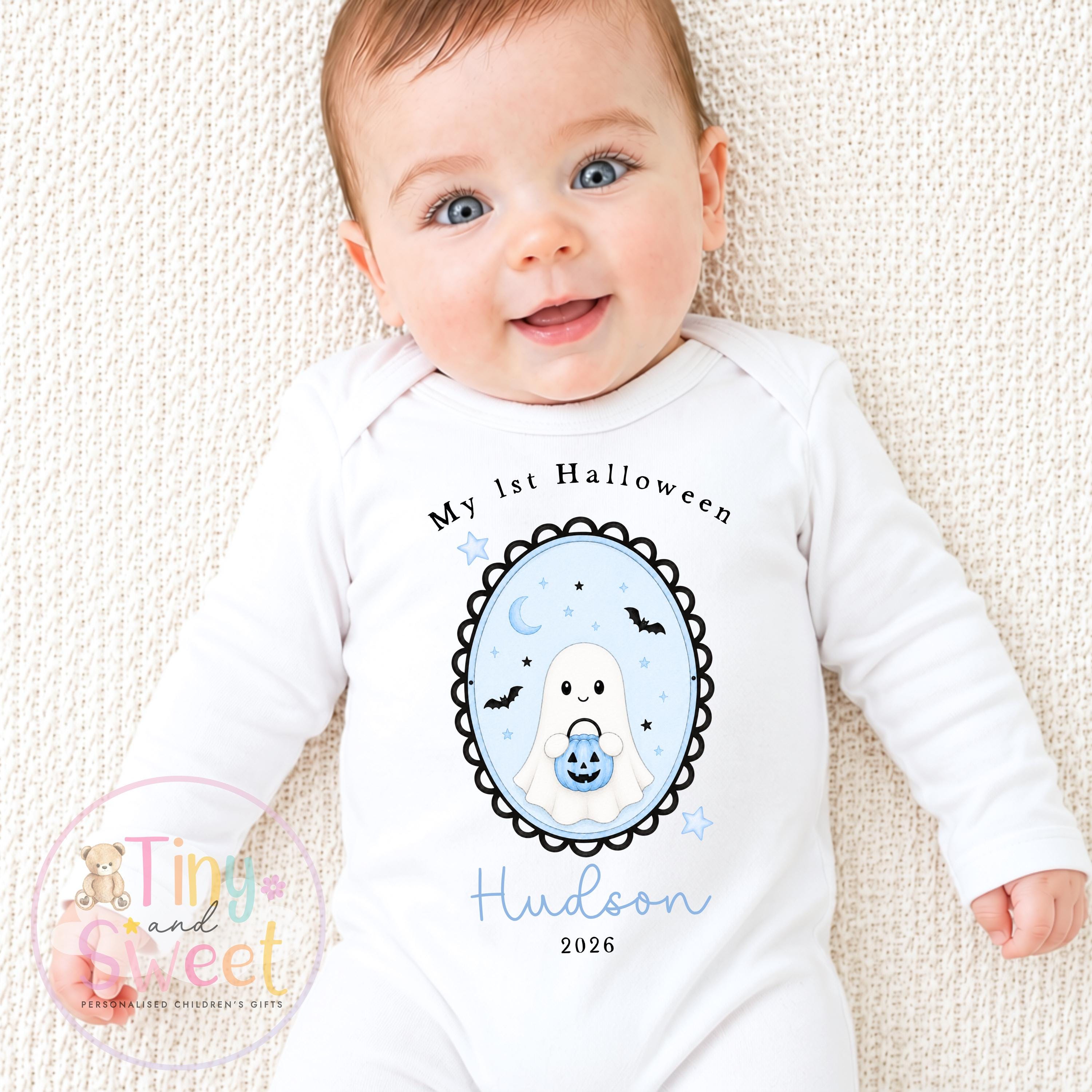 Personalised My First Halloween Sleepsuit – First Halloween –Baby’s 1st Halloween Outfit with Name – Custom Baby Grow – Halloween Baby Gift