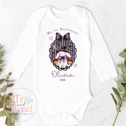 Personalised My First Halloween Sleepsuit – First Halloween –Baby’s 1st Halloween Outfit with Name – Custom Baby Grow – Halloween Baby Gift