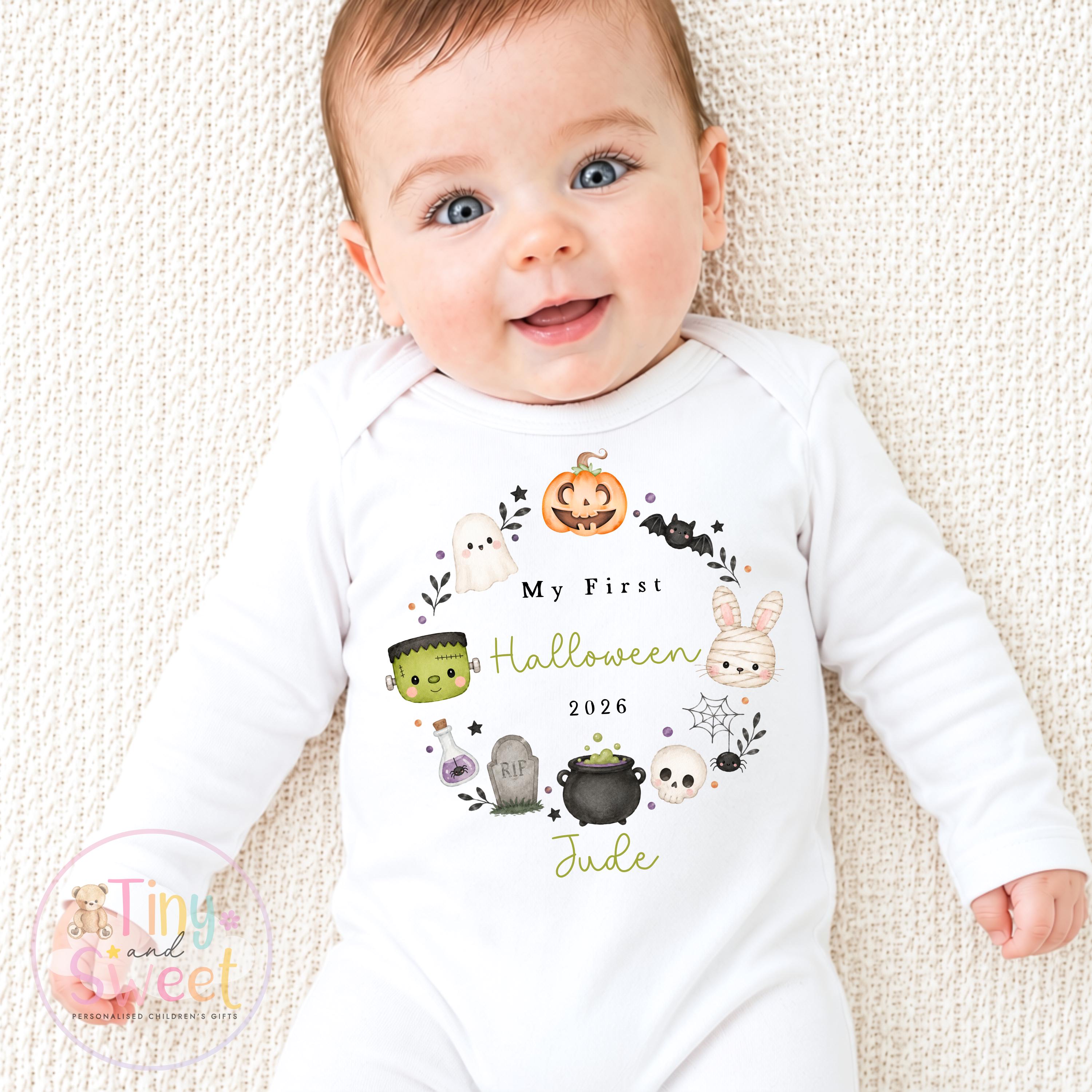 First Halloween Sleepsuit, Baby 1st Halloween Gift Idea, 1st Halloween Babygrow, Halloween Outfit for baby, Halloween costume