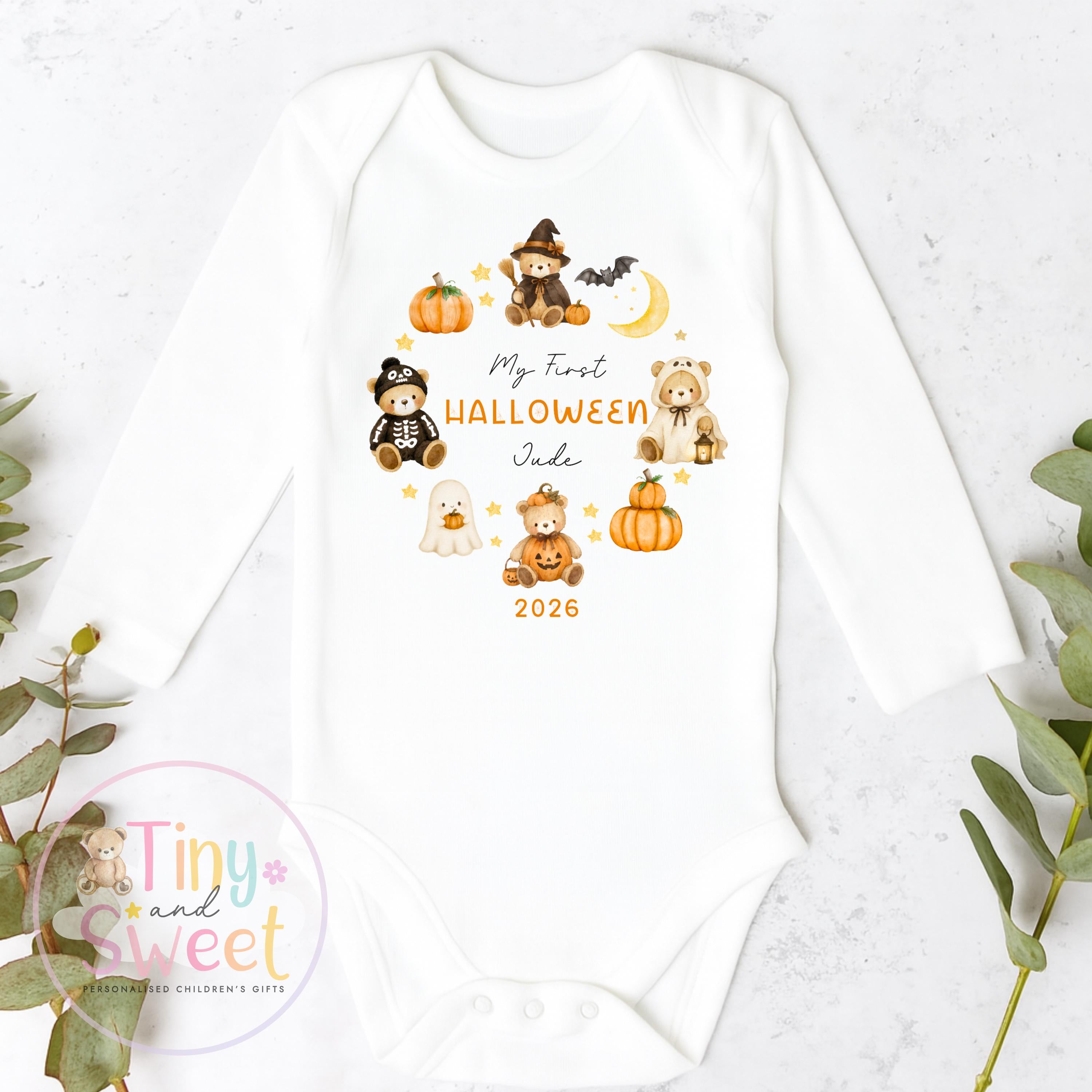 Personalised My First Halloween Sleepsuit – First Halloween –Baby’s 1st Halloween Outfit with Name – Custom Baby Grow – Halloween Baby Gift
