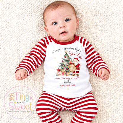 Santa on his way tonight Christmas Personalised Sleepsuit/Vest